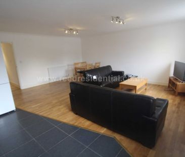 Exeter Road, Birmingham. First Floor four bedroom purpose built flat. - Photo 4