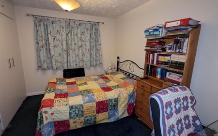 Fakenham Drive, Hereford - Photo 3