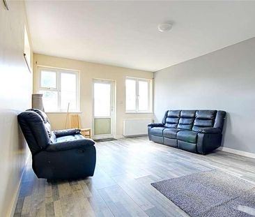 Nightingale Road, London, N9 - Photo 1