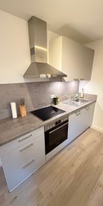 PERFEKT: Tolle, sehr schöne 1,5-Zi.-Wohnung * modernes TL-Bad * EBK * S-Untertürkheim! - Photo 4