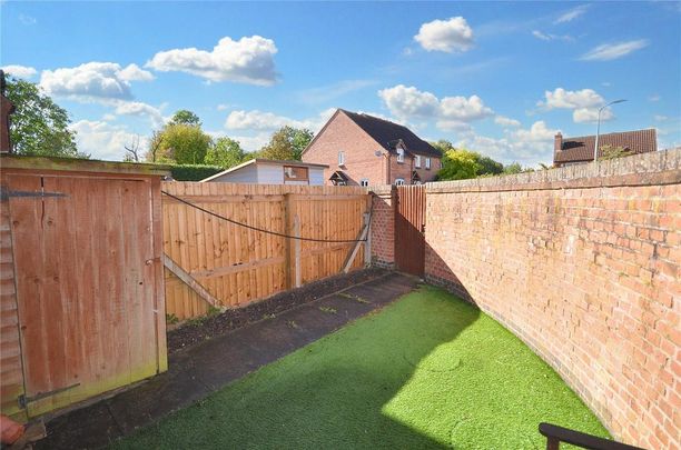 2 bedroom semi-detached house to rent - Photo 1