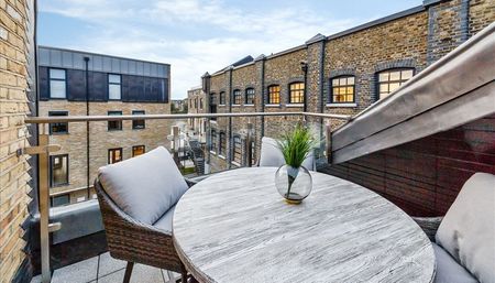 Pent house, London - Photo 3