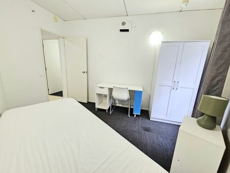 Neat and Fresh Apartment at Whitaker - Photo 2