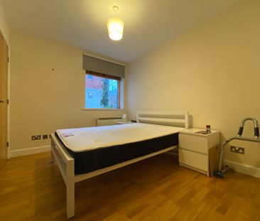 Henke Court, Atlantic Wharf, Cardiff Bay - Photo 4