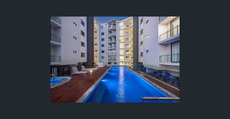 FURNISHED - 2 BED, 2 BATH, 2 CAR PARK APARTMENT IN COTTON TREE - Photo 3