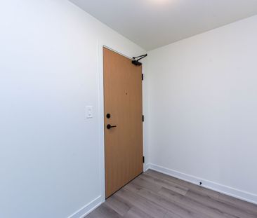 For Lease - 1440 Clarriage Court Unit# 407, Milton, Ontario - Photo 6