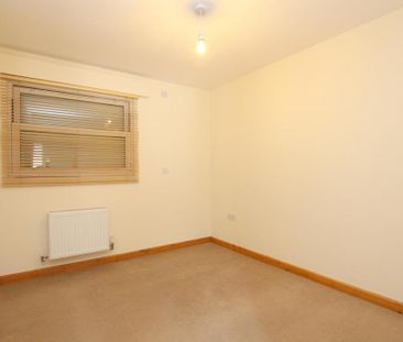 1 bedroom house to rent - Photo 2