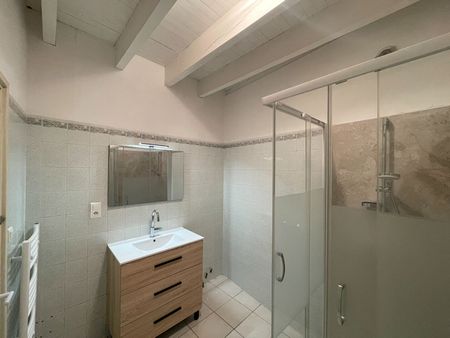 Location Appartement 3 pièces 64m² - Photo 5