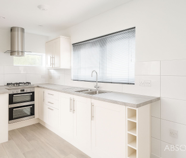3 bed detached cottage to rent in Hillesdon Road, Torquay, TQ1 - Photo 6 | Rentumo