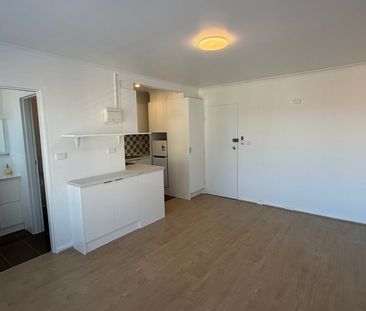 10/82 Grey Street, St Kilda VIC 3182 - Photo 6