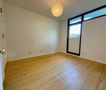 3 Bed Terraced House, Kennoldes, SE21 - Photo 5