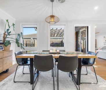 14 Famechon Road, Chelsea VIC 3196 - House For Rent | Domain - Photo 3