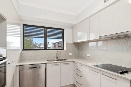 Neat & Tidy Apartment in the Heart of Sherwood - Photo 3