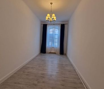 Apartament cu 3 camere de inchiriat in Piata Libertatii - Fotografie 6