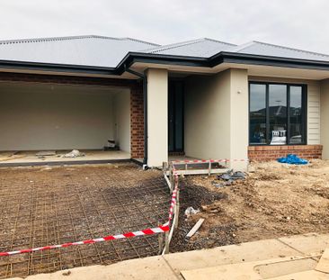 A Stunning Metricon Home Designed for Contemporary Living - Photo 4