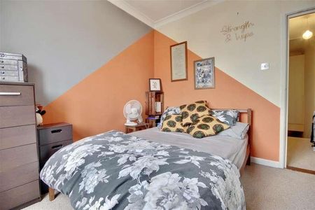 Chichester Road, Portsmouth, PO2 - Photo 3