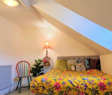 4 bedroom terraced house to rent - Photo 1