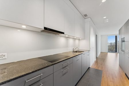Lichtdurchflutete 4.5-Zimmerwohnung im 2. Obergeschoss - Foto 4