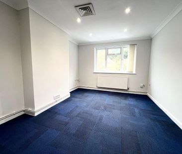 2 bedroom maisonette to rent - Photo 3