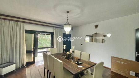 Casa com 3 quartos e 292m² para alugar em Boa Vista, Novo Hamburgo. - Foto 2