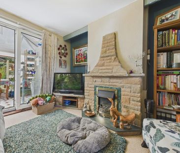 3 bedroom semi-detached house to rent - Photo 2