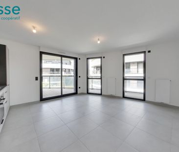 Location appartement 3 pièces, 59.87m², Noisy-le-Grand - Photo 2