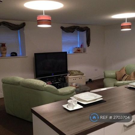 1 bedroom flat to rent - Photo 4