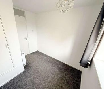 Neville Shaw, Basildon, SS14 - Photo 3