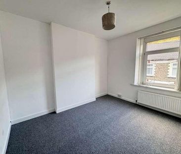 Crown Street, Crumlin, NP11 - Photo 1