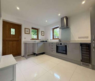 Hollacombe, Crediton, Devon, EX17 - Photo 4