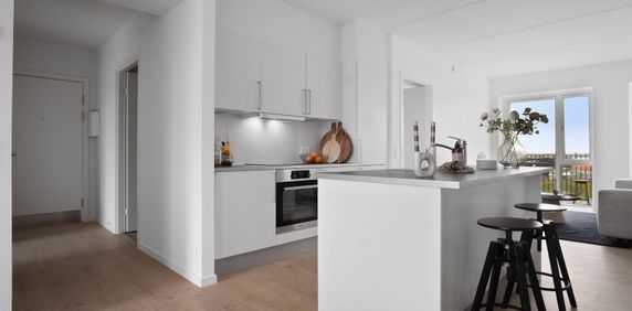 Skøn 4 værelses lejlighed til leje - Foto 2