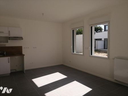 APPARTEMENT T2 - QUARTIER NORD ROUTE DE RENNES - SURFACE 47,80 M² - Photo 3
