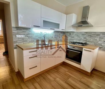 NA PRENÁJOM MODERNÝ 1-IZB. BYT ČIASTOČNE ZARIADENÝ S VLASTNOU ZÁHRADOU - Photo 1