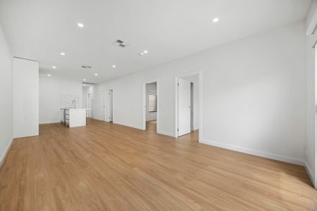 5 Taro Walk, Rockbank VIC, Belconnen - Photo 2