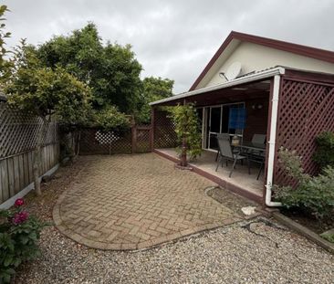 Large Family Home In Quiet Area of Richmond - Photo 2