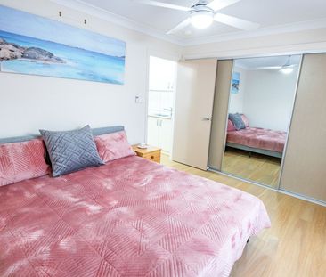 Modern - New - 2 Bedroom - 2 Bathroom - Ducted Air Con - Photo 2