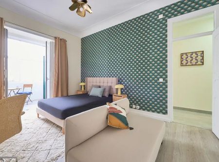 Rua Sampaio e Pina, Lisbon, Lisbon 1070-051 - Photo 2