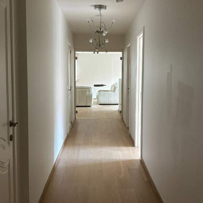 Appartement te huur in Genk voor € 1.285 met 3 slaapkamers - Foto 1