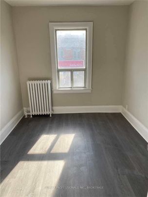 For Lease - 2 Rogers Road Unit# 2nd Floor, Toronto, Ontario - Photo 1