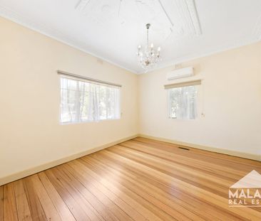 Family Home - Photo 2