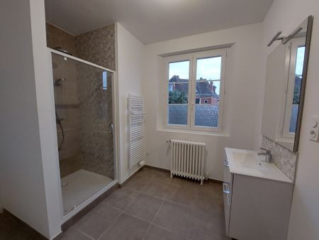 Location Appartement 3 pièces 91m² EU 76260 - Photo 4