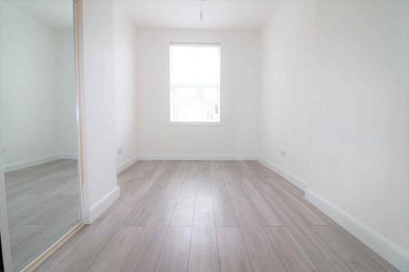 1 bedroom ground floor flat to rent - Photo 3
