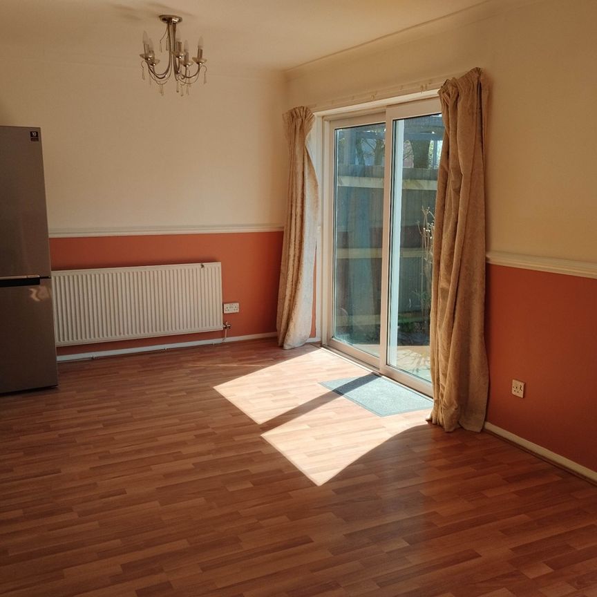 2 Bed Terraced House, Limerston Drive, M40 - Photo 1