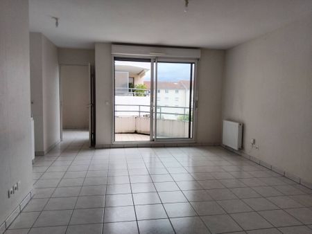 Appartement 2 pièces - 69400 Villefranche-sur-Saône - Photo 2