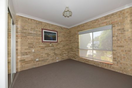 27 Waratah Crescent, Sanctuary Point. - Photo 2