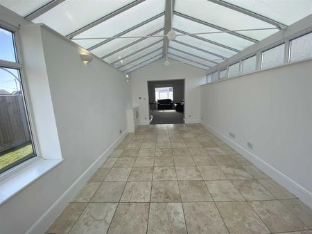 To Let 3 Bed House - Semi-Detached Queen Street, Treuddyn PCM £900 pcm - Photo 4