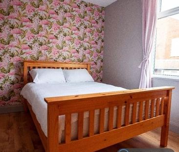 9 bedroom terraced house to rent - Photo 6