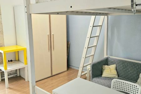 Studio intra muros Avignon 16 m2 - Photo 3