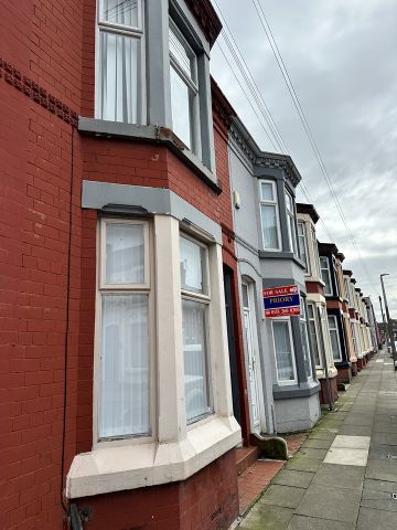 2 Bed Terraced House, Manningham Road, L4 - Photo 4