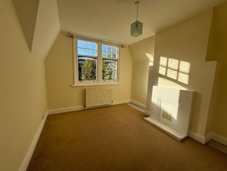 2 bedroom maisonette to rent - Photo 3